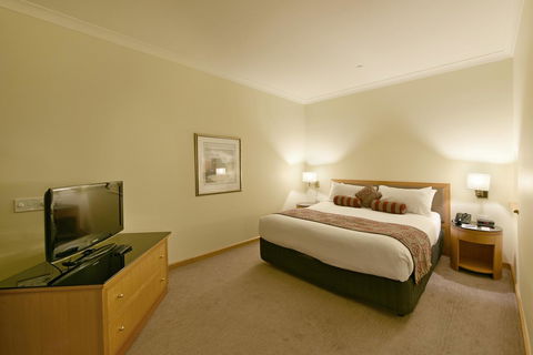Duxton Hotel Perth - Accommodation Daintree 10