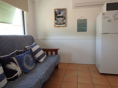 Lazy Lobster Holiday Units & Chalets - Accommodation Daintree 14