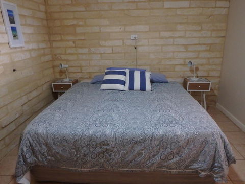 Lazy Lobster Holiday Units & Chalets - Accommodation Daintree 11