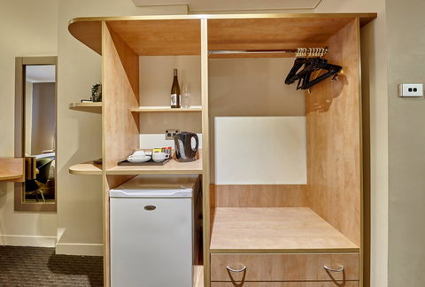 Ibis Perth - Accommodation Daintree 2