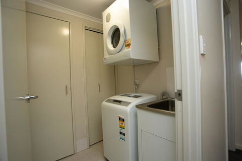 Perth Short Stays - Accommodation Daintree 23