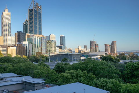 Perth Short Stays - Accommodation Daintree 8
