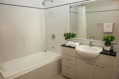 Perth Short Stays - Accommodation Daintree 18