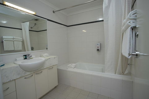 Perth Short Stays - Accommodation Daintree 17