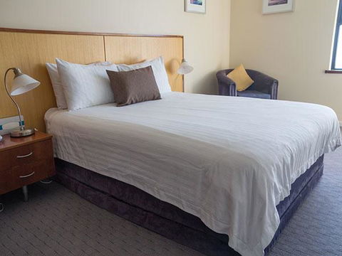 Ocean Beach Hotel - Accommodation Daintree 0