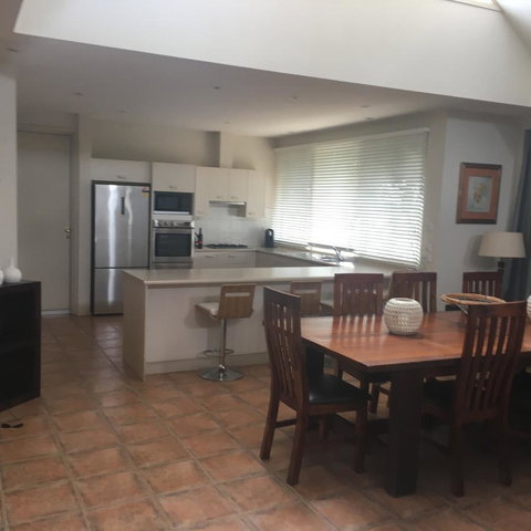 Grapevines Boutique Accommodation - Accommodation Daintree 3