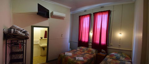 The Palace Hotel Kalgoorlie - Accommodation Daintree 3