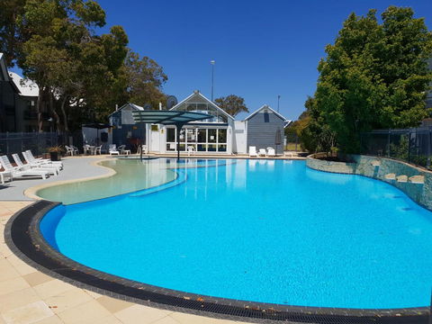 Mandurah Quay Resort - Accommodation Daintree 28