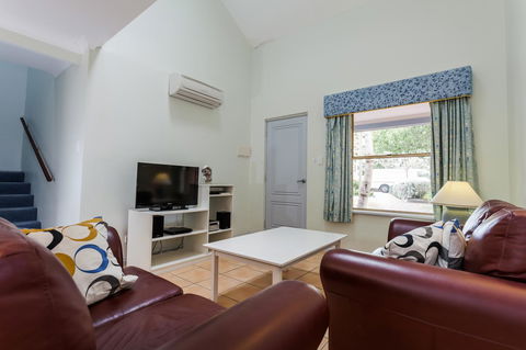 Middleton Beach By The BnB Collection - Accommodation Daintree 4