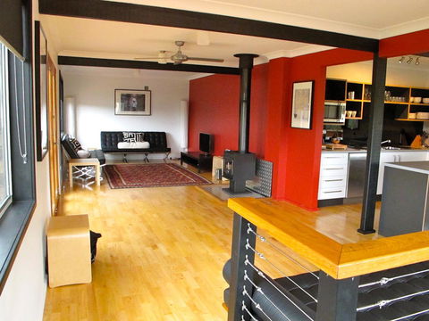 Pendeli Beach House - Accommodation Daintree 2