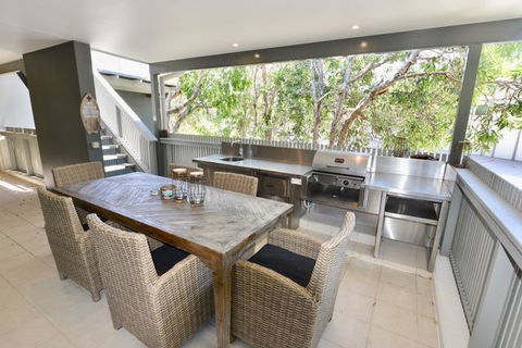 East On Byron - Accommodation Daintree 11