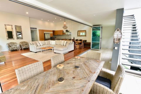 East On Byron - Accommodation Daintree 14