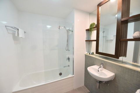 East On Byron - Accommodation Daintree 32