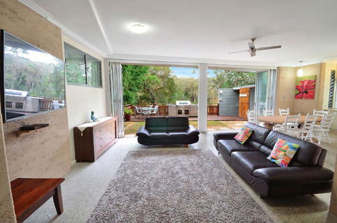 Crescent Head Spa Villa - Accommodation Daintree 23
