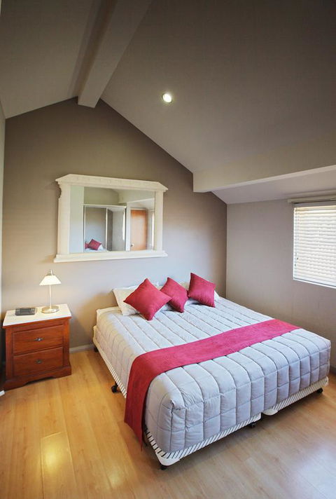 Jesmond Executive Villas - Accommodation Daintree 34