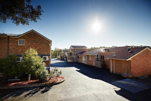 Jesmond Executive Villas - Accommodation Daintree 12