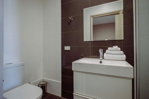 Crossroads Hotel - Accommodation Daintree 5
