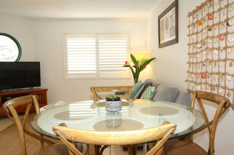 Cossies By The Sea - Accommodation Daintree 2