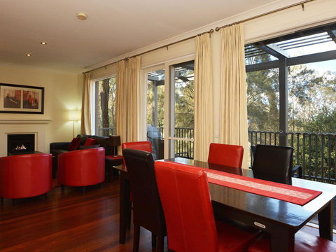 Villa Executive 2br Cypress DS Located Within Cypress Lakes Resort - Accommodation Daintree 7