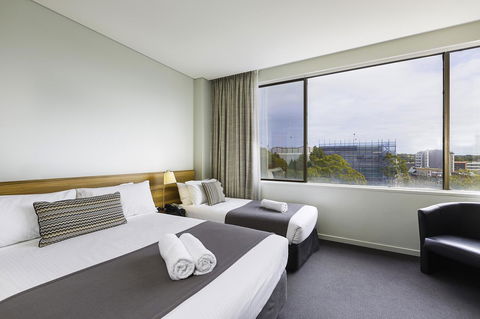 Metro Hotel Miranda - Accommodation Daintree 19