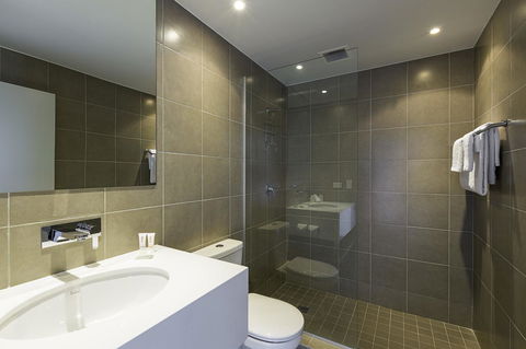 Metro Hotel Miranda - Accommodation Daintree 21
