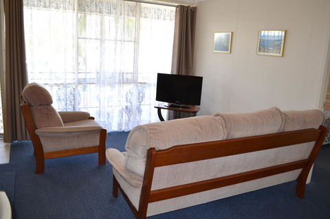 Sundial Holiday Units - Accommodation Daintree 16