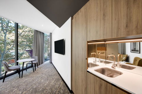 Vibe Hotel North Sydney - Accommodation Daintree 25