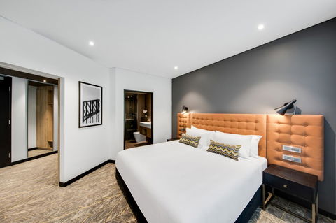 Vibe Hotel North Sydney - Accommodation Daintree 11