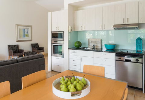 The Crest Byron Bay - Accommodation Daintree 5