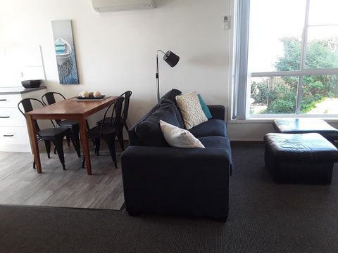 Narooma Golfers Lodge - Accommodation Daintree 21