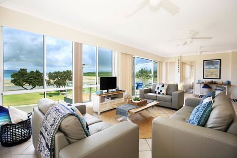 The Rotunda, Gerroa - Accommodation Daintree 7