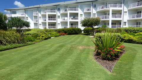 SaltBeach2302 - Accommodation Daintree 10