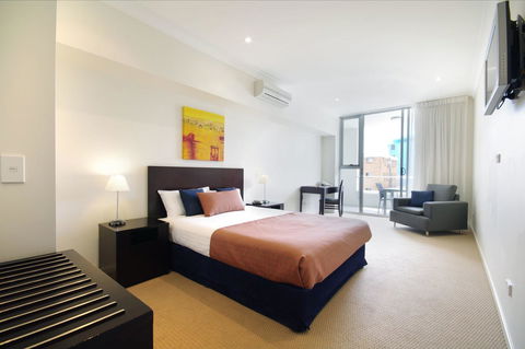 Macquarie Waters Boutique Apartment Hotel - Accommodation Daintree 27