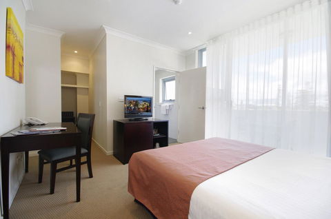 Macquarie Waters Boutique Apartment Hotel - Accommodation Daintree 21