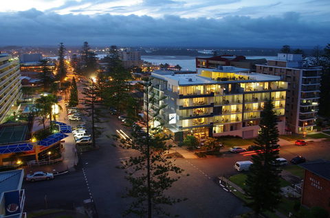 Macquarie Waters Boutique Apartment Hotel - Accommodation Daintree 1