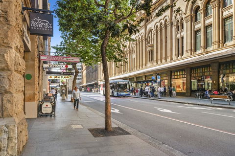 YEHS Hotel Sydney QVB - Accommodation Daintree 4