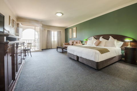 Crowne Plaza Hawkesbury Valley, An IHG Hotel - Accommodation Daintree 22