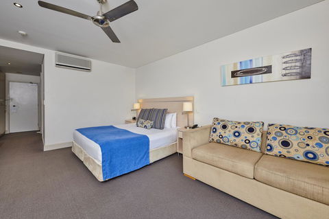 Waves Byron Bay - Accommodation Daintree 34