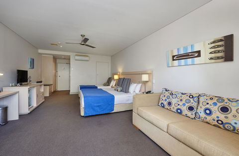 Waves Byron Bay - Accommodation Daintree 24