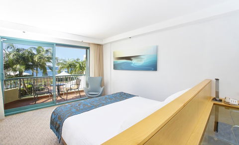 Crowne Plaza Sydney Coogee Beach, An IHG Hotel - Accommodation Daintree 14