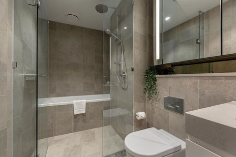 High Rise Apt In Heart Of Sydney Wt Harbour View - Accommodation Daintree 12