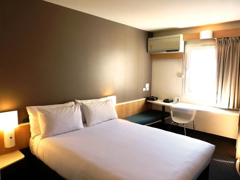 Ibis Thornleigh - Accommodation Daintree 22