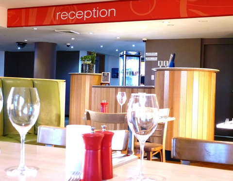 Ibis Thornleigh - Accommodation Daintree 10