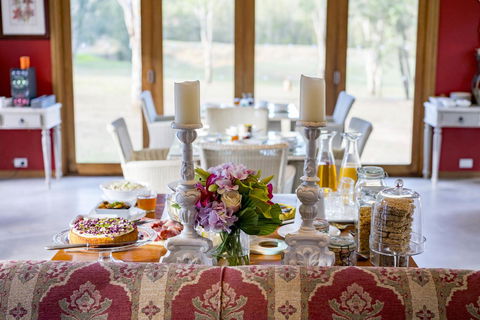 Thistle Hill Guesthouse - Walk To Many Wineries And Restaurants - Accommodation Daintree 20