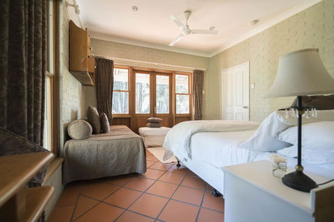 Thistle Hill Guesthouse - Walk To Many Wineries And Restaurants - Accommodation Daintree 38