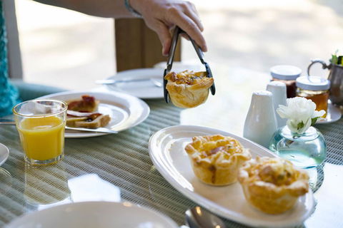 Thistle Hill Guesthouse - Walk To Many Wineries And Restaurants - Accommodation Daintree 3