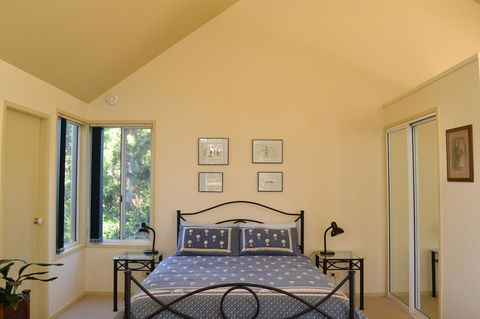 Bundle Hill Cottages - Accommodation Daintree 39
