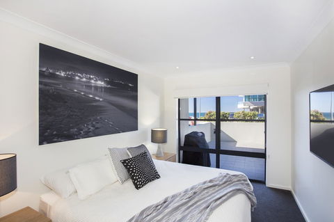 Beachfront 2 - Accommodation Daintree 12