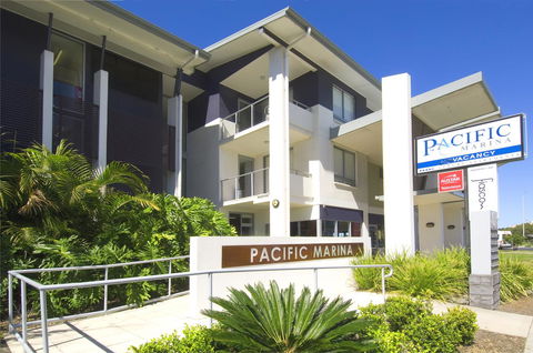 Pacific Marina Apartments - Accommodation Daintree 0