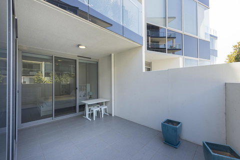 Lakefront 116 Kingston ACT - Accommodation Daintree 3